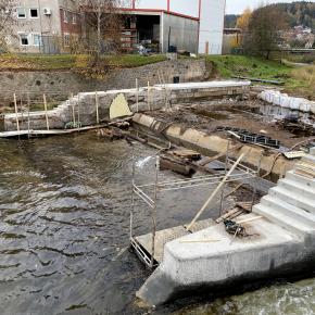 Za změnu toku řeky Úpy bez povolení zaplatí firma sto tisíc korun