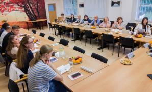 Fotografie členů mezinárodní delegace UNECE